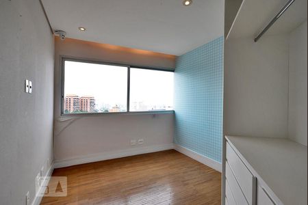 Apartamento para alugar com 240m², 3 quartos e 2 vagasQuarto 3