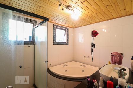 Casa de condomínio à venda com 500m², 8 quartos e 4 vagas Casa de condomínio à venda com 500m², 8 quartos e 4 vagasBanheiro da Suíte 4