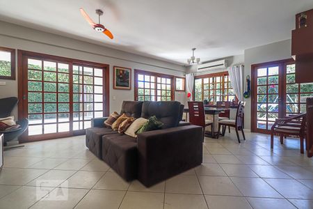 Casa de Condomínio à venda com 8 quartos, 500m² em Vargem Pequena, Rio de Janeiro