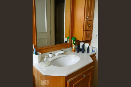 Apartamento à venda com 100m², 3 quartos e 2 vagasBanheiro