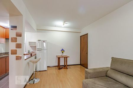 Sala de apartamento para alugar com 1 quarto, 44m² em Centro, Curitiba