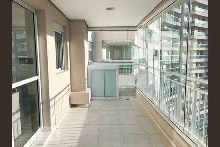 Varanda de apartamento à venda com 1 quarto, 68m² em Pinheiros, São Paulo