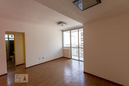 Sala de apartamento para alugar com 2 quartos, 95m² em Ingá, Niterói