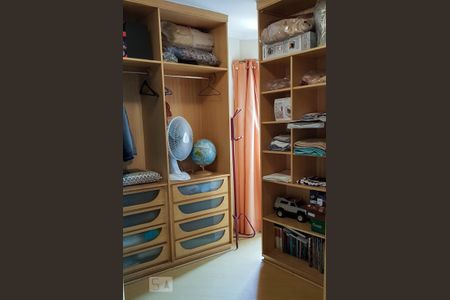 Suite  de apartamento à venda com 3 quartos, 192m² em Vila Prudente, São Paulo
