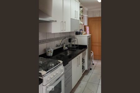 Cozinha  de apartamento à venda com 3 quartos, 192m² em Vila Prudente, São Paulo
