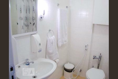 Banheiro de apartamento para alugar com 1 quarto, 32m² em Ipanema, Rio de Janeiro