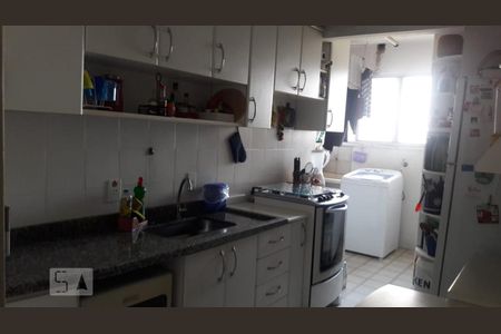 cozinha de apartamento para alugar com 3 quartos, 97m² em Vila Sônia, São Paulo