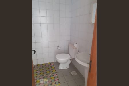 Banheiro de apartamento para alugar com 1 quarto, 60m² em Centro, São Leopoldo