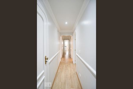 Apartamento à venda com 160m², 4 quartos e 3 vagasCorredor quartos