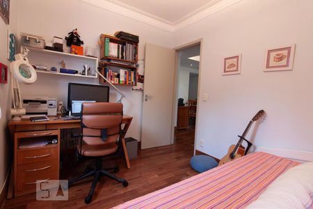 Apartamento à venda com 80m², 3 quartos e 1 vagaQuarto 2