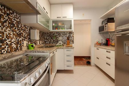 Apartamento à venda com 80m², 3 quartos e 1 vagaCozinha