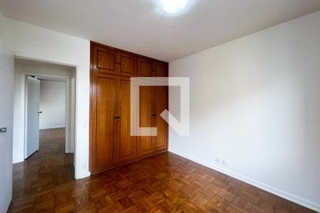 Apartamento à venda com 125m², 3 quartos e 2 vagasQuarto 2