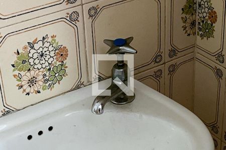 Apartamento à venda com 125m², 3 quartos e 2 vagasBanheiro de Serviço