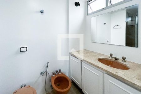 Apartamento à venda com 125m², 3 quartos e 2 vagasBanheiro da Suíte