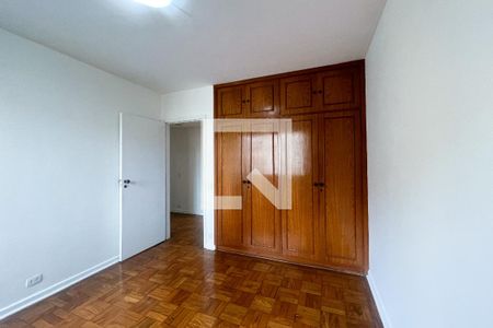 Apartamento à venda com 125m², 3 quartos e 2 vagasQuarto 2