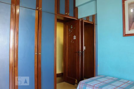 Apartamento à venda com 190m², 5 quartos e sem vagaQuarto 2