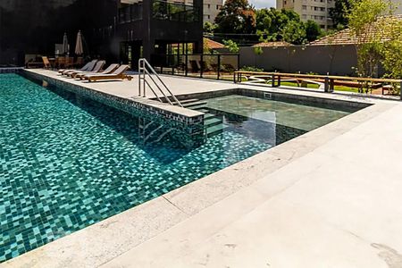 Studio para alugar com 27m², 1 quarto e sem vaga Studio para alugar com 27m², 1 quarto e sem vagaPiscina