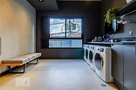 Studio para alugar com 27m², 1 quarto e sem vaga Studio para alugar com 27m², 1 quarto e sem vagaLavanderia