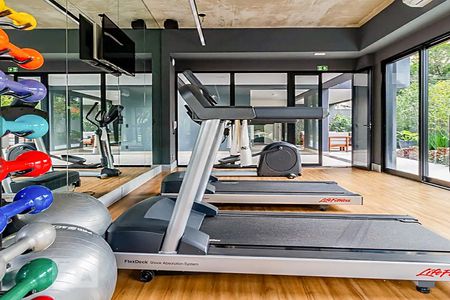 Studio para alugar com 27m², 1 quarto e sem vaga Studio para alugar com 27m², 1 quarto e sem vagaAcademia