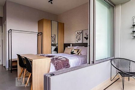 Studio para alugar com 27m², 1 quarto e sem vaga Studio para alugar com 27m², 1 quarto e sem vagaVaranda