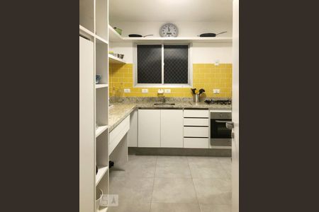 Apartamento à venda com 159m², 3 quartos e 2 vagasCozinha