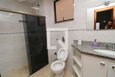 Apartamento à venda com 120m², 3 quartos e 2 vagasBanheiro da Suíte