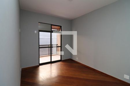 Apartamento à venda com 120m², 3 quartos e 2 vagasSuíte