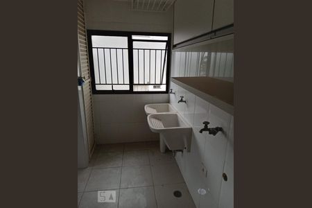 Apartamento à venda com 198m², 3 quartos e 3 vagas Apartamento à venda com 198m², 3 quartos e 3 vagasLavanderia
