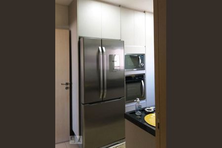 Apartamento à venda com 100m², 3 quartos e 3 vagasCozinha 