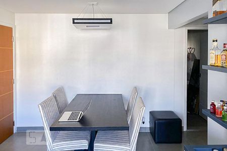 Apartamento à venda com 56m², 2 quartos e 1 vagaSala