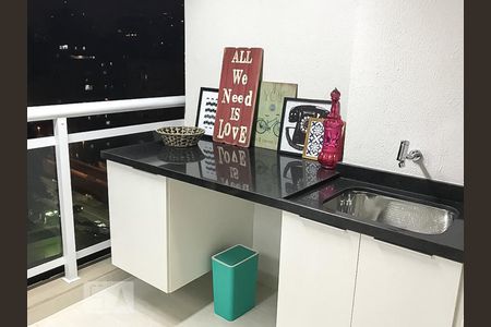 Varanda de kitnet/studio para alugar com 1 quarto, 34m² em Barra Funda, São Paulo