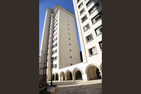 Apartamento para alugar com 105m², 3 quartos e 2 vagasFachada