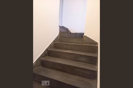 Apartamento para alugar com 167m², 3 quartos e 2 vagasEscada