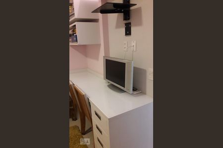 Suite 1 de apartamento para alugar com 3 quartos, 202m² em Vila Regente Feijó, São Paulo