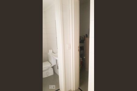 Apartamento para alugar com 202m², 3 quartos e 4 vagasBanheiro de Serviço