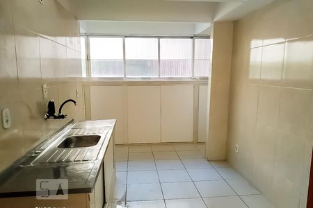 Cozinha de apartamento para alugar com 3 quartos, 70m² em Parque Cecap, Guarulhos