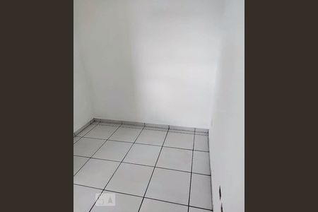 Quarto 1 de apartamento para alugar com 1 quarto, 25m² em Jardim Boa Vista (zona Oeste), Taboão da Serra