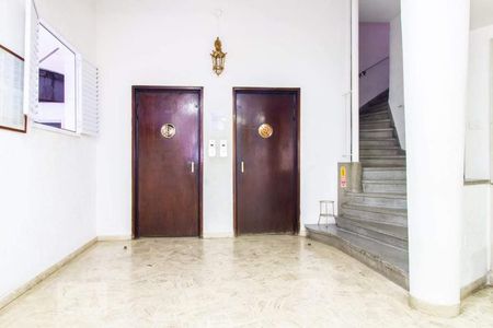 Apartamento à venda com 120m², 2 quartos e sem vagaElevador