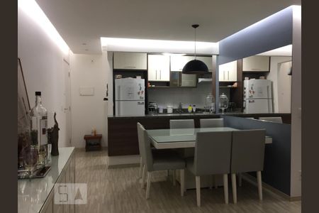 Apartamento para alugar com 65m², 2 quartos e 2 vagas Apartamento para alugar com 65m², 2 quartos e 2 vagasCozinha