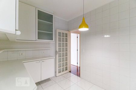 Apartamento para alugar com 125m², 3 quartos e 2 vagasCopa