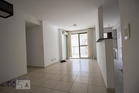 Apartamento para alugar com 73m², 3 quartos e 1 vaga Apartamento para alugar com 73m², 3 quartos e 1 vagaSala