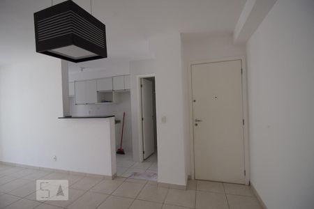 Apartamento para alugar com 73m², 3 quartos e 1 vaga Apartamento para alugar com 73m², 3 quartos e 1 vagaSala