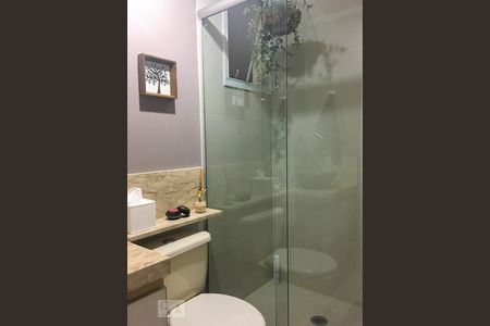 Apartamento à venda com 67m², 2 quartos e 1 vagaBanheiro  