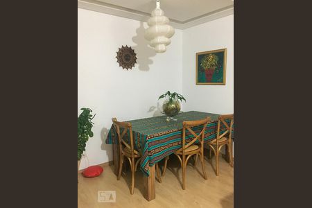 Sala de apartamento à venda com 2 quartos, 67m² em Vila Paulista, São Paulo