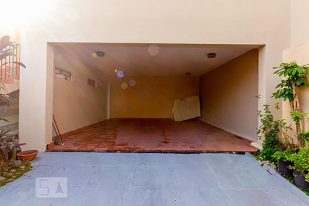 Casa à venda com 257m², 4 quartos e 4 vagasGaragem