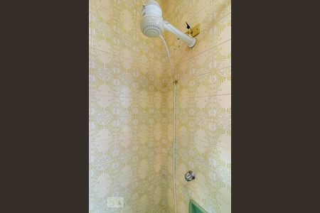 Casa à venda com 257m², 4 quartos e 4 vagasBanheiro