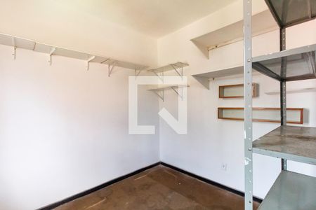 Casa à venda com 257m², 4 quartos e 4 vagasQuarto de Serviço 1