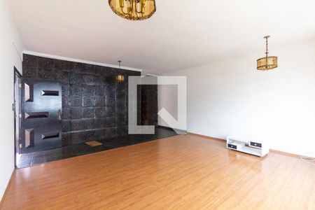 Casa à venda com 257m², 4 quartos e 4 vagasSala de Estar