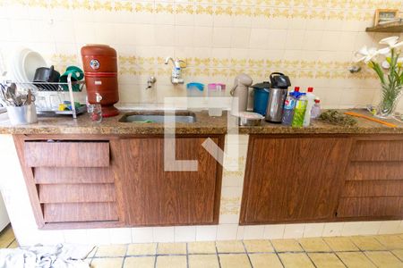 Casa à venda com 257m², 4 quartos e 4 vagasCozinha