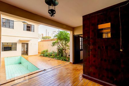Casa à venda com 257m², 4 quartos e 4 vagasChurrasqueira